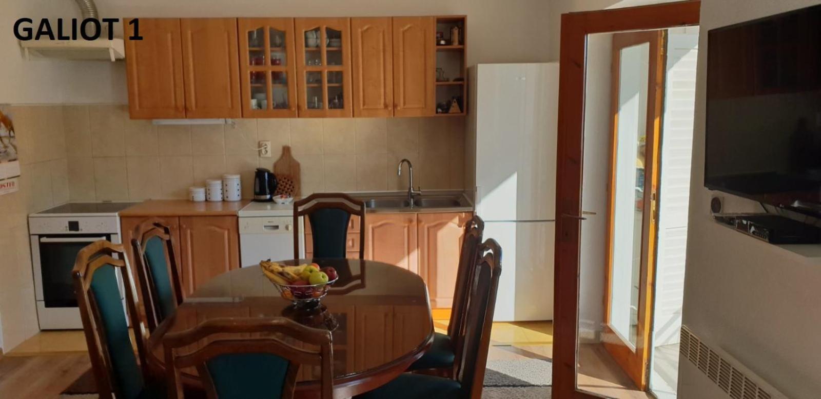 Apartmani Galiot Igalo Room photo